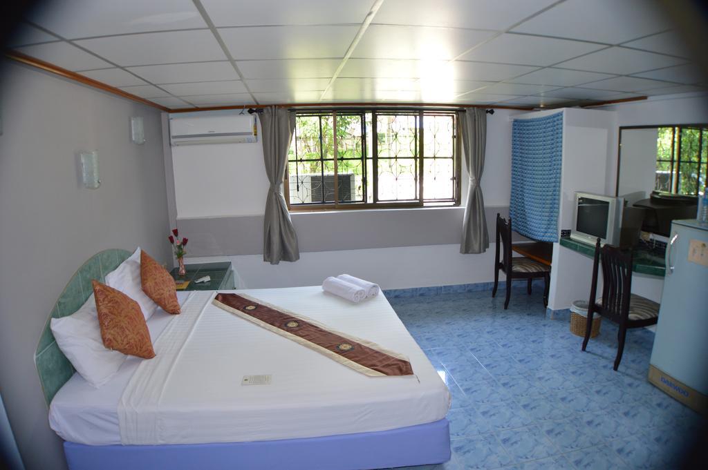 Seabreeze Inn Karon Zimmer foto